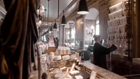 Tienda-Laduree-En-París,-Francia