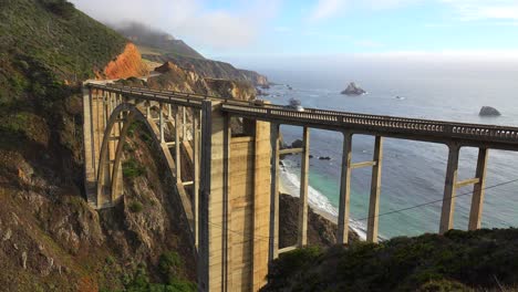 toma de establecimiento del famoso puente bixby en la autopista uno de california cerca de big sur 2