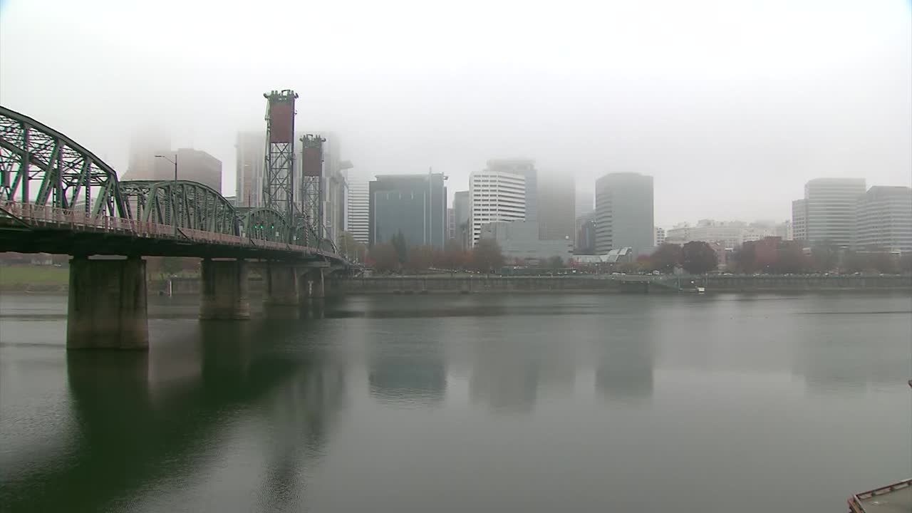 EARLY MORNING FOG IN DOWNTOWN PORTLAND OREGON