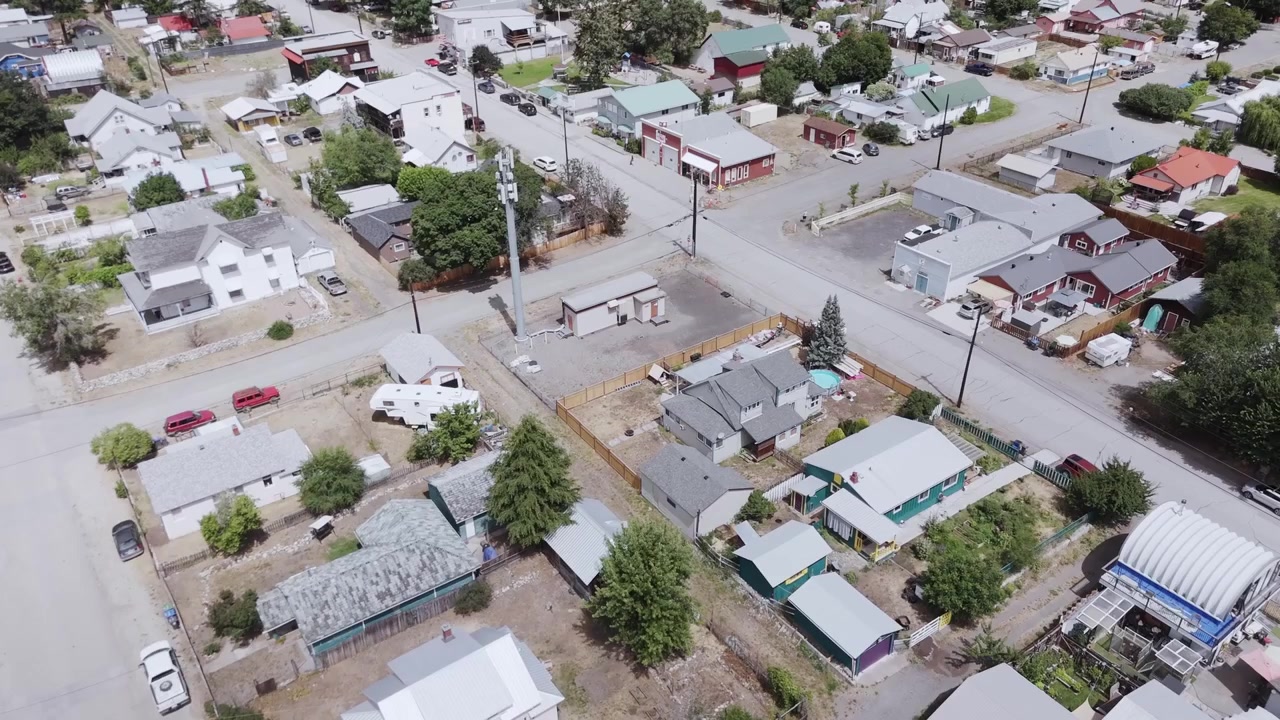 Bird eye view of the village of Hedley in British Columbia in Canada.