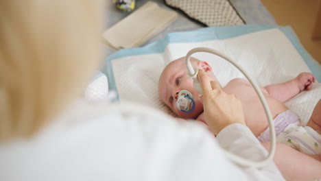 baby medical examination