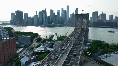 brooklyn bridge in new york city