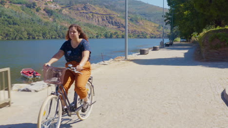 bike riding in douro river shore