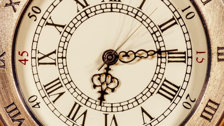Close up on vintage clock
