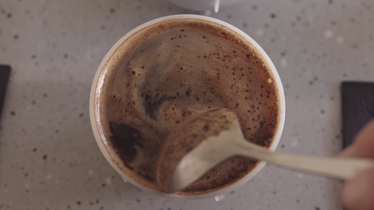 Tazza con caffè fresco