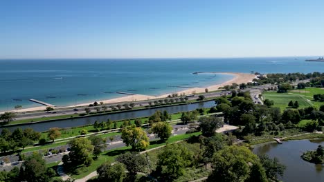 High resolution beautiful panoramic aerial drone 4K video of Lincoln Zoo Chicago and Chicago&#039;s skyline and its surrounding area