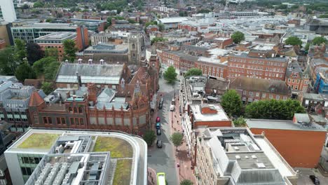 Reading-Town-Hall-Reino-Unido-Drone,antena