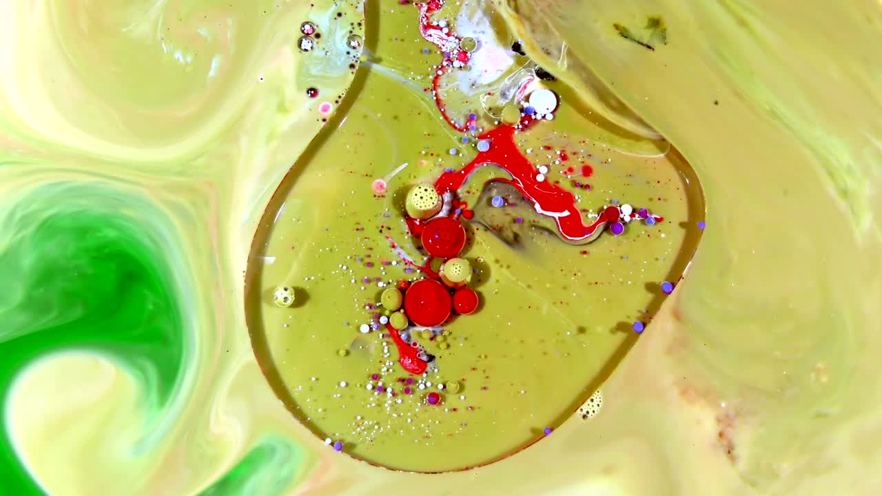 예술 잉크 페인트는 구에서 확산 폭발