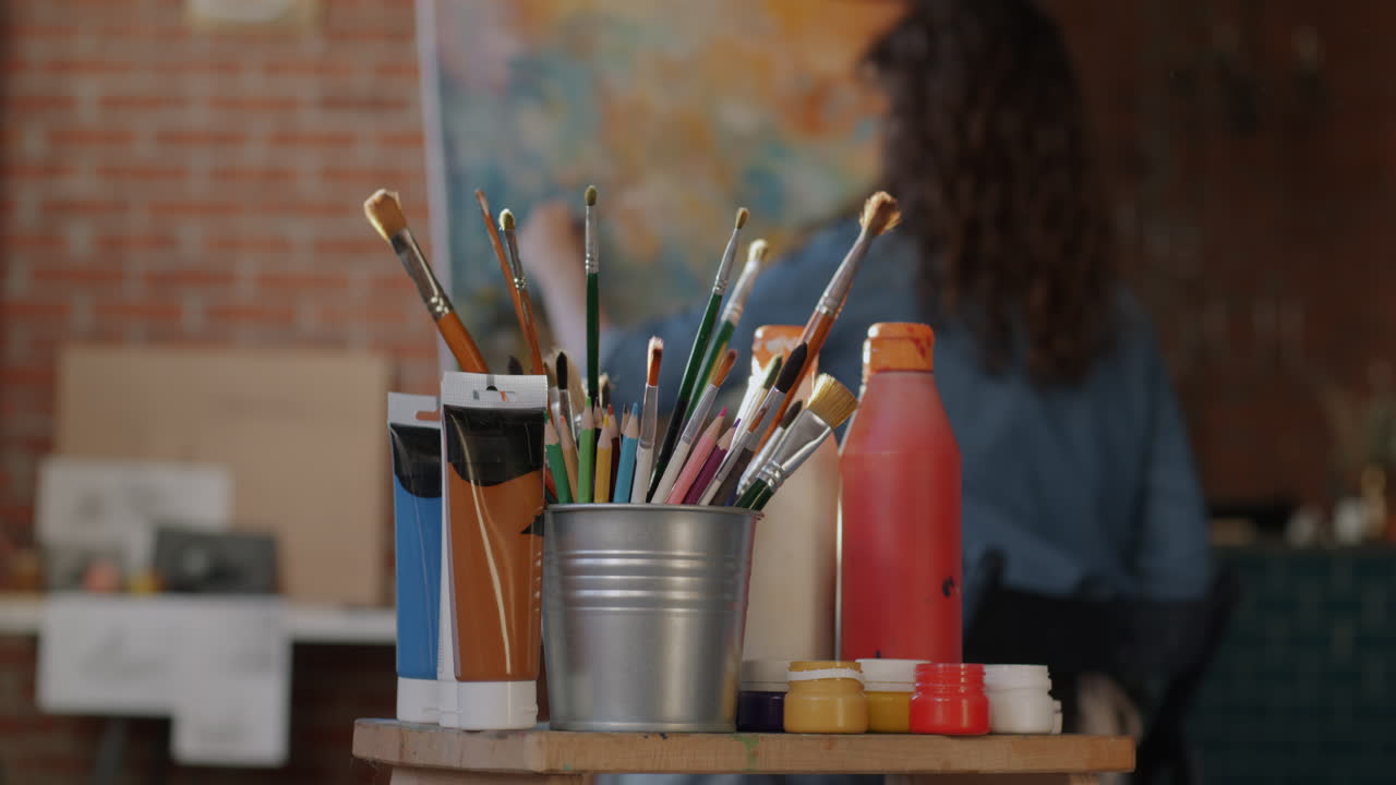 pintor en el estudio