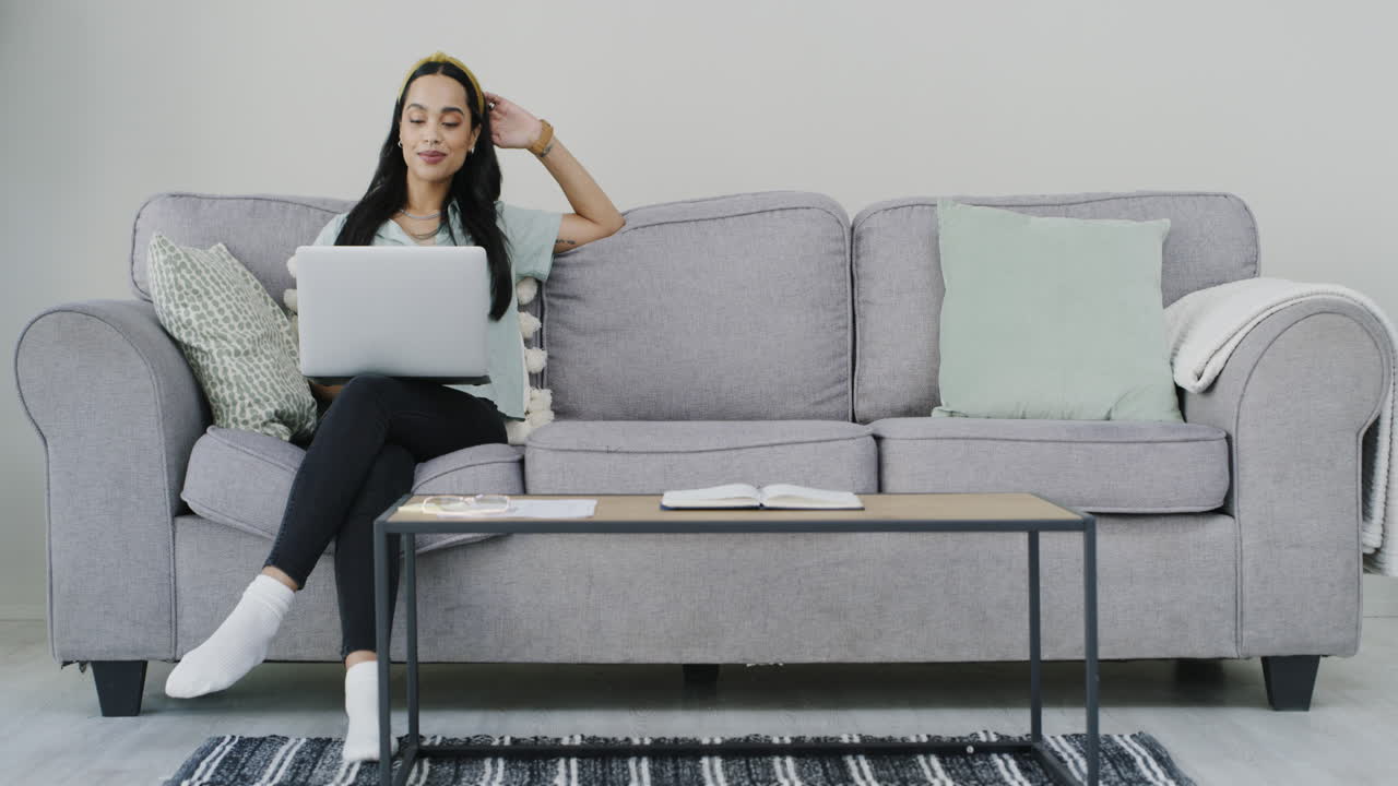 Who doesn't love a lazy day online?