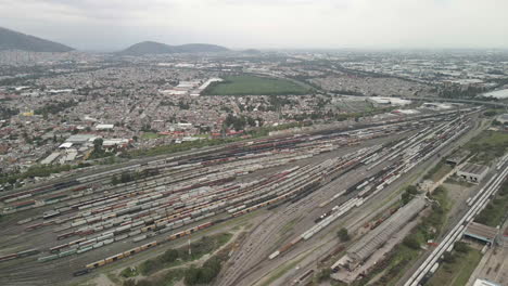 Vista-De-Aterrizaje-En-El-Sitio-De-La-Estación-De-Tren