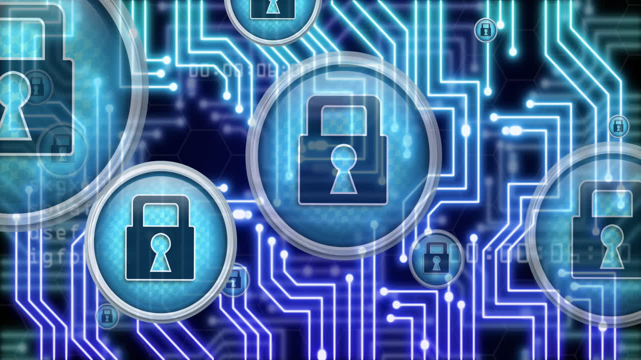 animación de candados de seguridad en línea, procesamiento de datos a través de una placa de circuitos informáticos