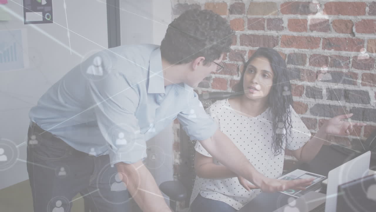 animación de la red de conexiones sobre personas de negocios en la oficina