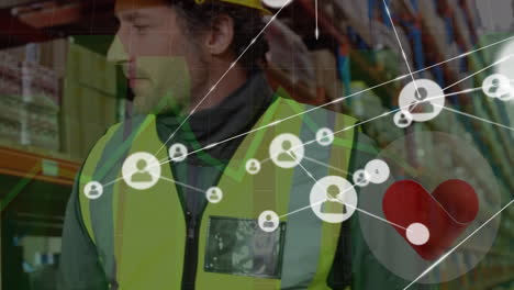 animación de iconos de perfil conectados, gráficos, forma de corazón sobre diversos trabajadores hablando en el almacén