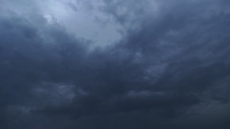 4K-timelapse-dark-clouds-in-the-sky-about-to-rain