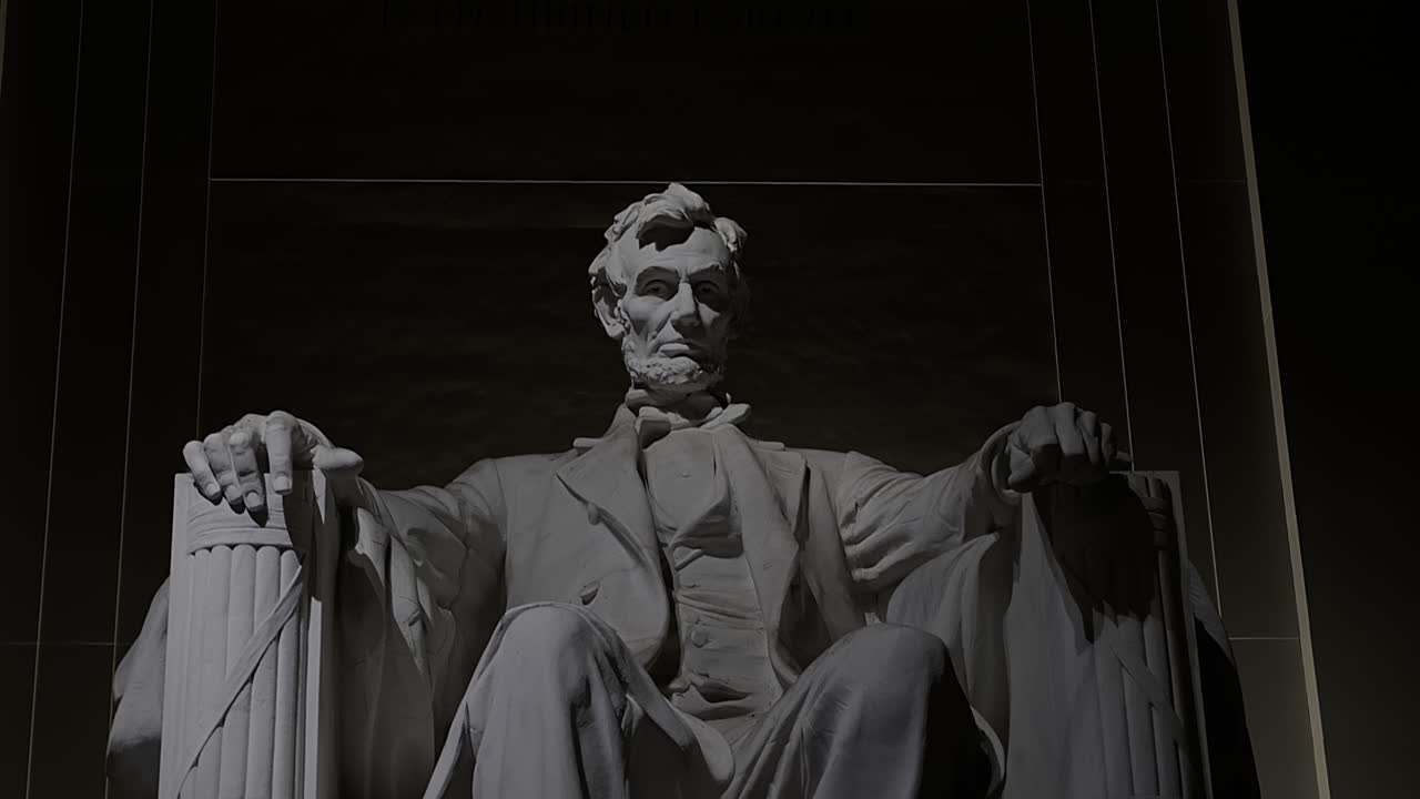 The Lincoln Memorial front tilt reveal from a low angle.