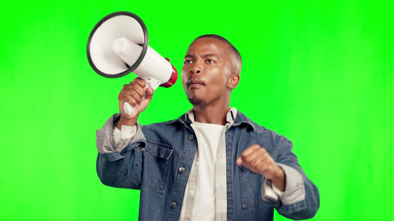 megáfono, transmisión y voz de hombre africano