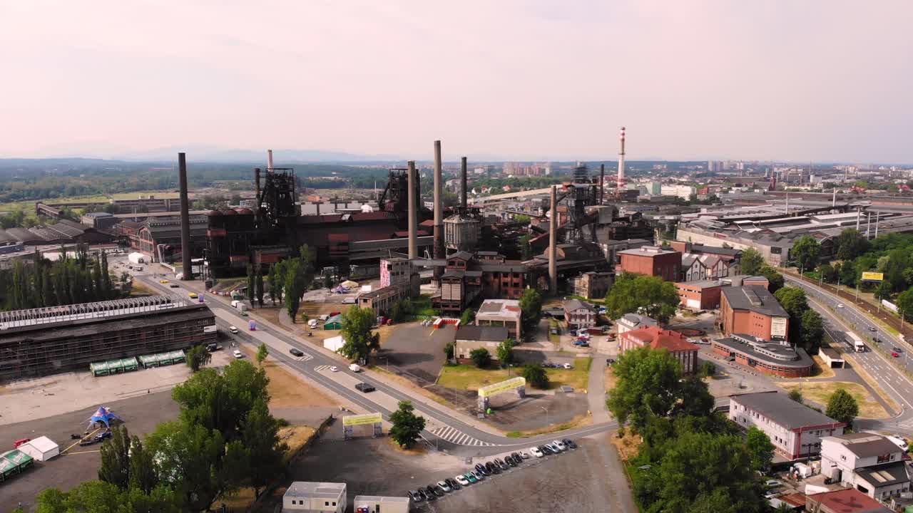 zona industrial histórica de la región de dolni vitkovice, vista aérea.