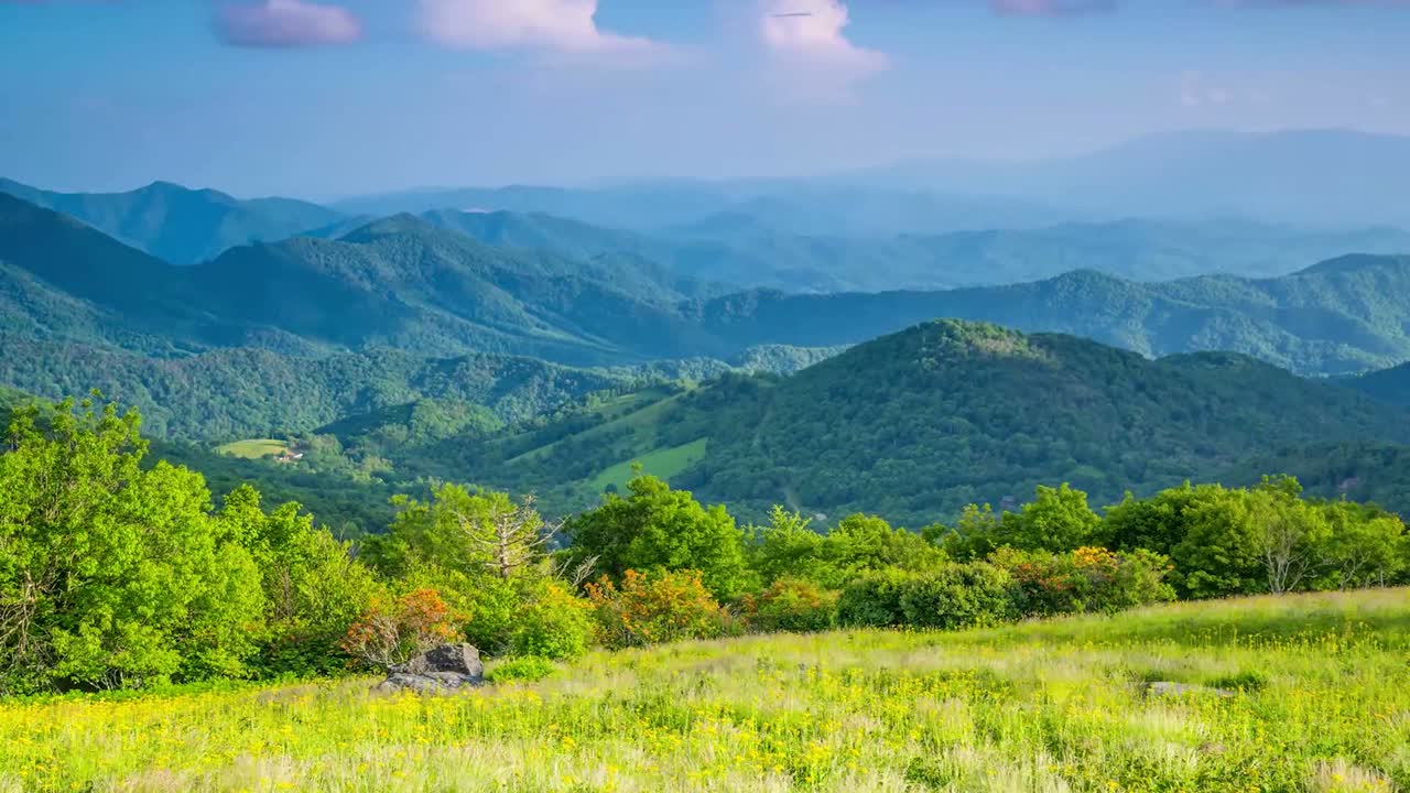 Time lapse of peaceful valley in the Blue Ridge Mountains of Asheville North Carolina