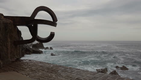 sculpture by the sea in san sebastian