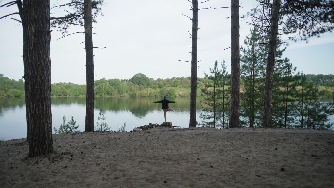 The yoga instructor utilizes the healing power of nature and movement therapies to create a harmonious connection between body and mind, inspiring participants to find inner peace.