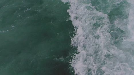 las olas del mar