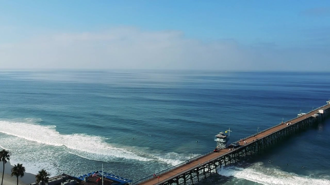 Il molo di San Clemente ripreso da un drone intorno alle 10 del mattino