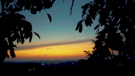 hermosa puesta de sol en cámara lenta-1