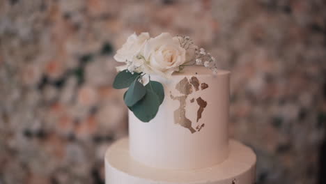 elegant gold leaf wedding cake