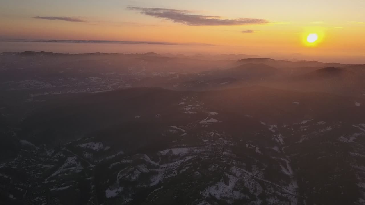 puesta de sol en invierno