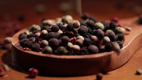 Mixed-peppercorns.-Dry-mix-peppercorns-close-up