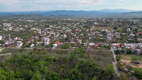 Aerial-perspective-of-Rinconada's-homes-at-Puerto-Escondido,-Oaxaca,-Mexico