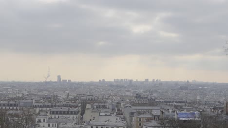 Skyline-and-skyline-of-the-city-of-Paris-on-a-cloudy-day