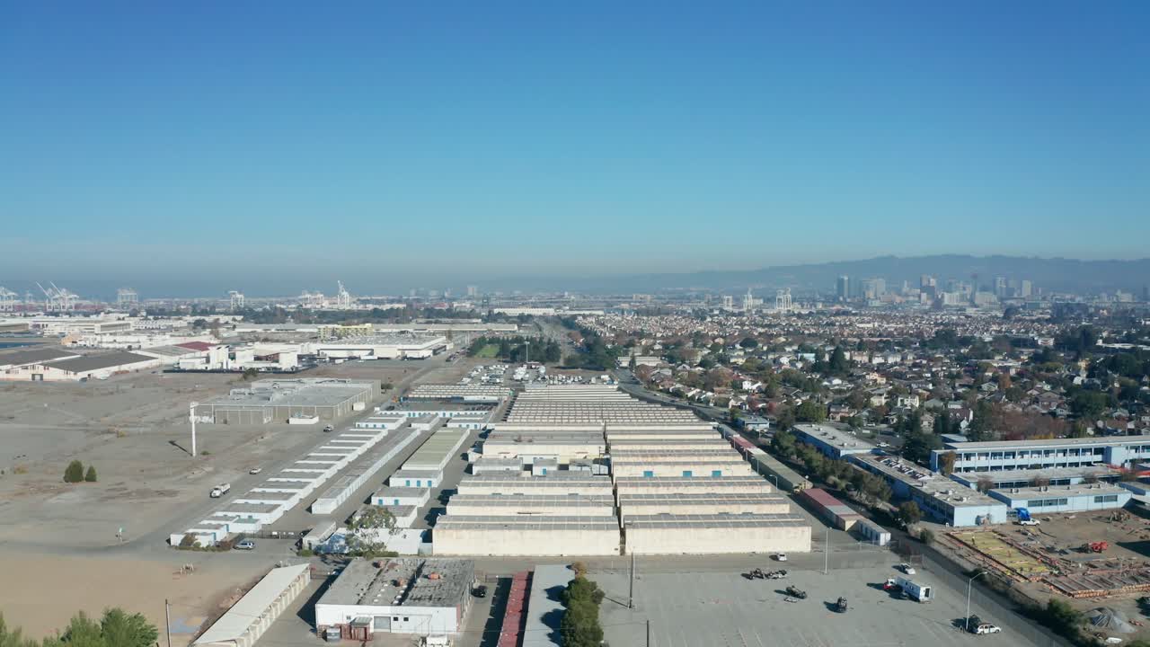 A view of local kayak clubs in the city near the bay for sporting and training days