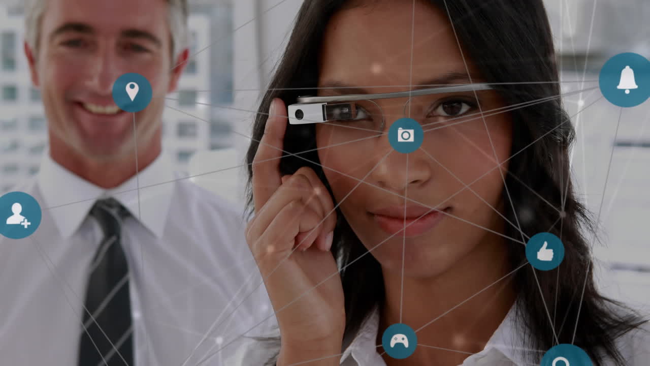 animación de la red de conexiones procesamiento de datos sobre mujer de negocios afroamericana utilizando el conjunto vr