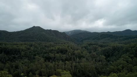 Impresionante-Parque-Nacional-De-Ríos-Salvajes-Franklin-Gordon-En-Tasmania,-Suroeste-De-Australia