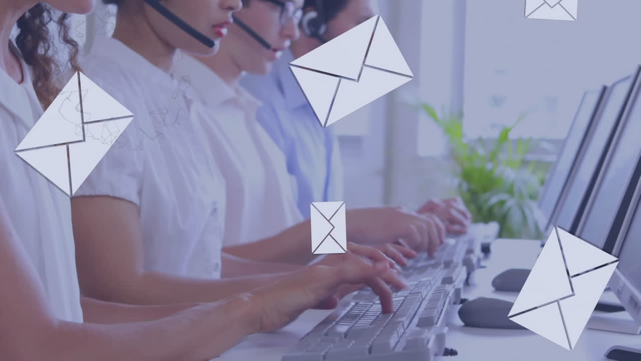 Animazione di icone su professionisti con cuffie telefoniche