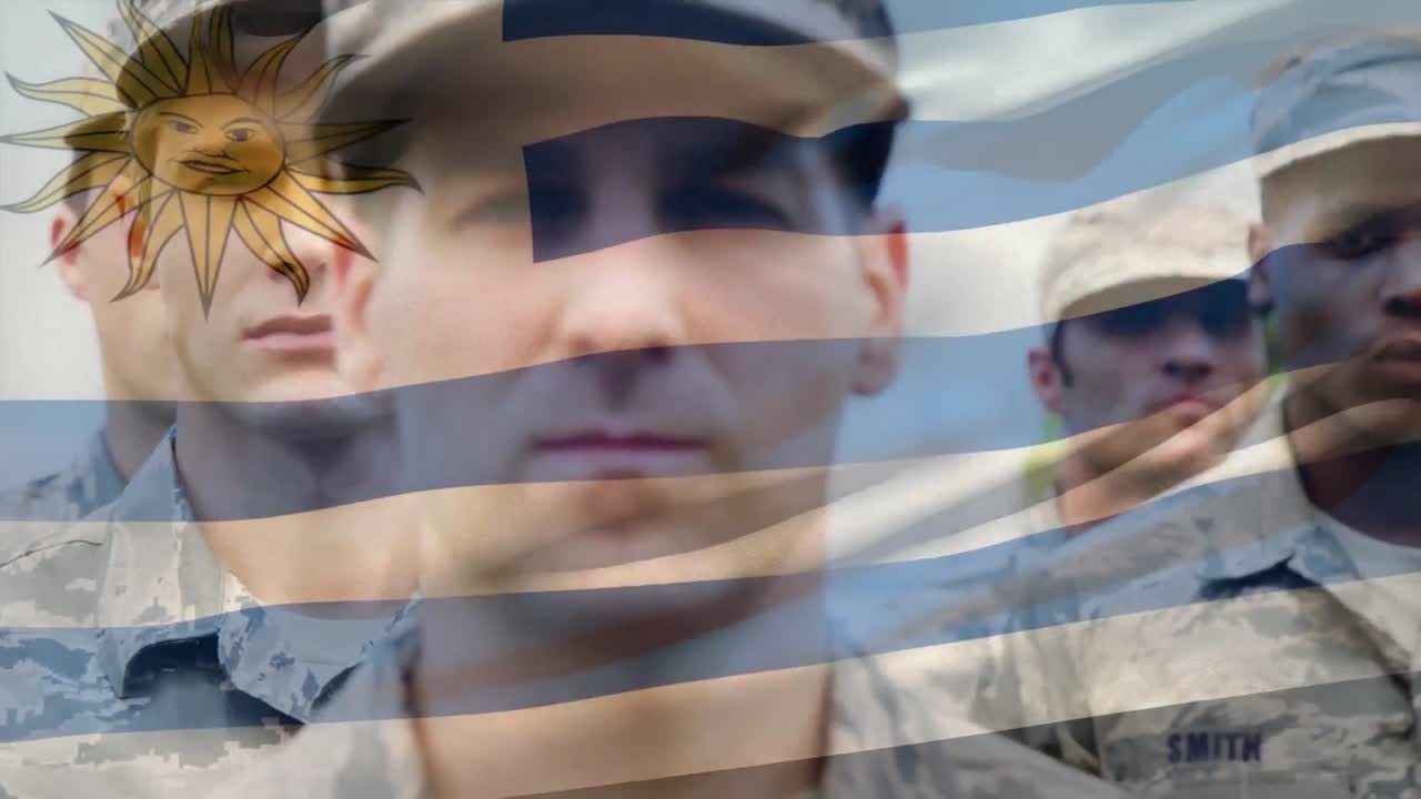 composición digital de ondear la bandera argentina contra la tropa de soldados de pie en el campamento de entrenamiento