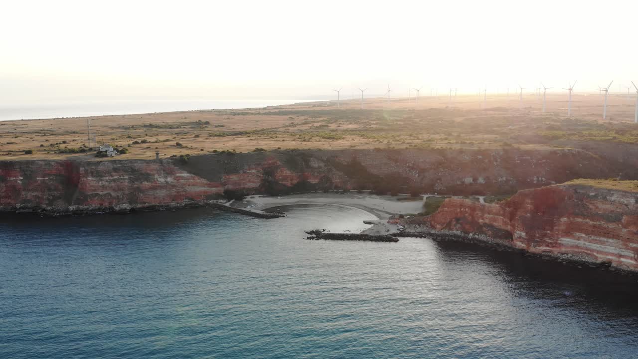 antena del cabo kaliakra en la costa del mar negro, sur de dobruja en el norte de bulgaria