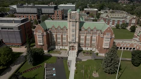 Exterior-Facade-Of-Loyola-Campus,-Concordia-University-During-Bright-Sunny-Day-In-Montreal-Quebec,-Canada