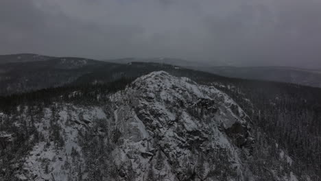 Quiet-And-Misty-Scene-From-Lac-A-L'empeche-and-Mount-Du-Four-In-Quebec-Canada---aerial-shot