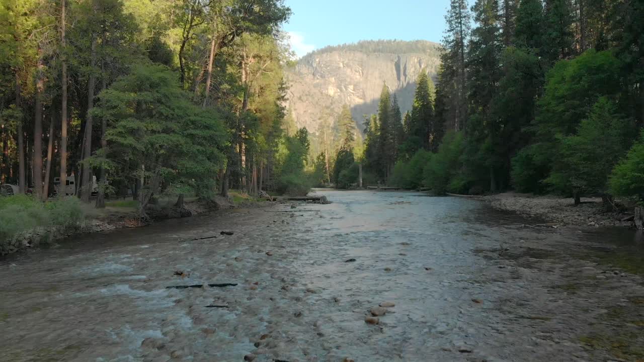 vista aérea del parque nacional de yosemite en california