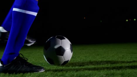 Soccer-player-dribbling-with-ball-4k