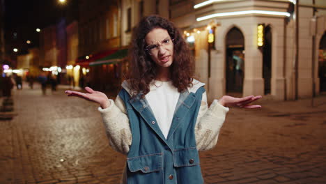 confused girl feeling embarrassed about ambiguous question having doubts no idea on city street