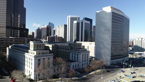paisaje urbano de denver colorado tomado a 60 fps y luego ralentizado a 30 fps