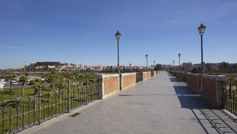 puente de palmas puente en badajoz, españa