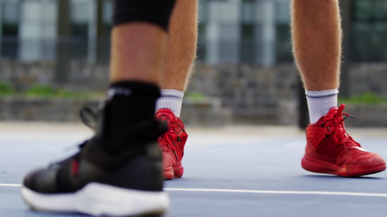 Basketball players playing basketball 4k