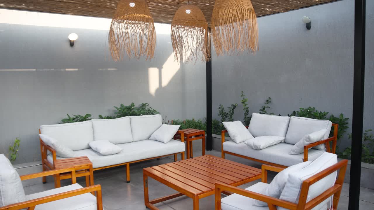 장식 된 야외 레저 지역 의 공중  왼쪽