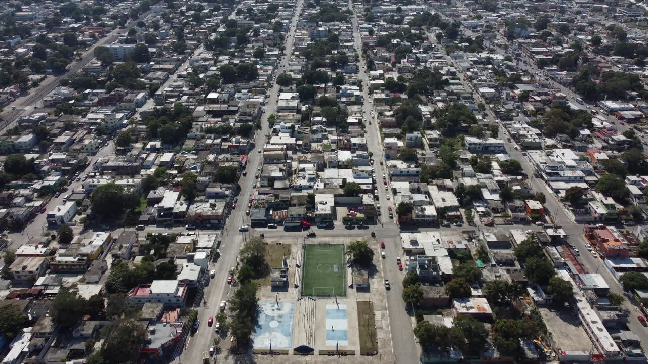 la ciudad de tampico filmada desde arriba por drones, ubicada en veracruz, mexico