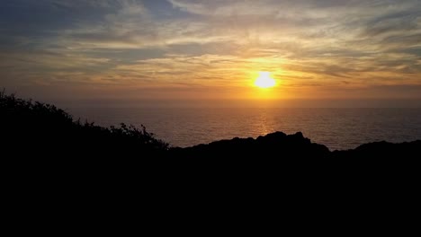 Impresionante-Vista-Del-Paisaje-Marino-Al-Atardecer,-Cabo-De-San-Vicente,-Portugal